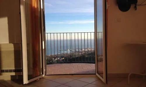 Holiday home Casa Vacanze Santi Pietra Ligure