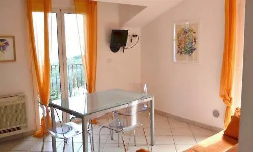 Casa Vacanze Santi Pietra Ligure Italia