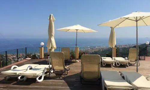 Casa Vacanze Santi Pietra Ligure Vakantiehuis